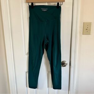 American Eagle The Lightweight Everything Legging 7/8 Length Green Size Small
